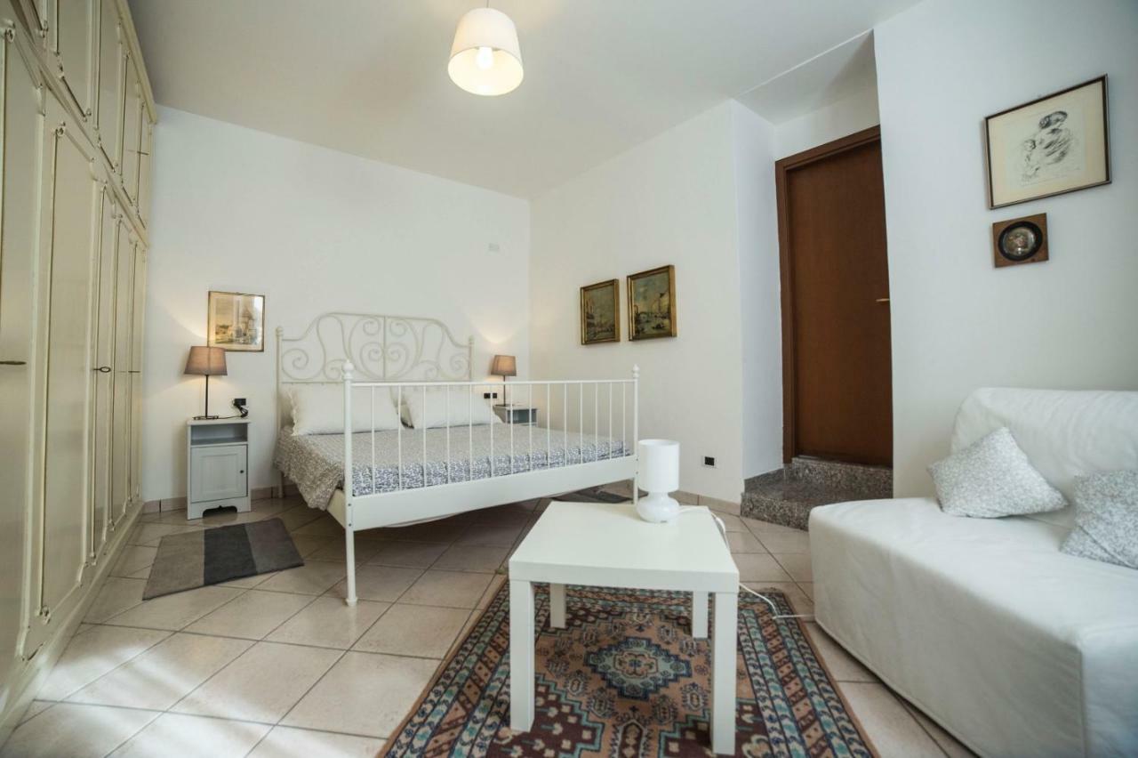 Casa Bertul Villa Lezzeno Exteriör bild