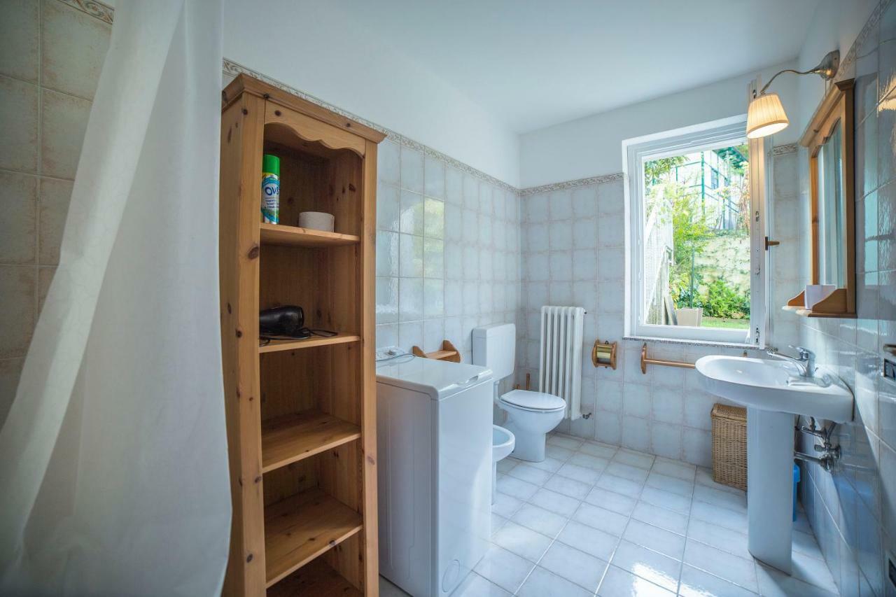 Casa Bertul Villa Lezzeno Exteriör bild